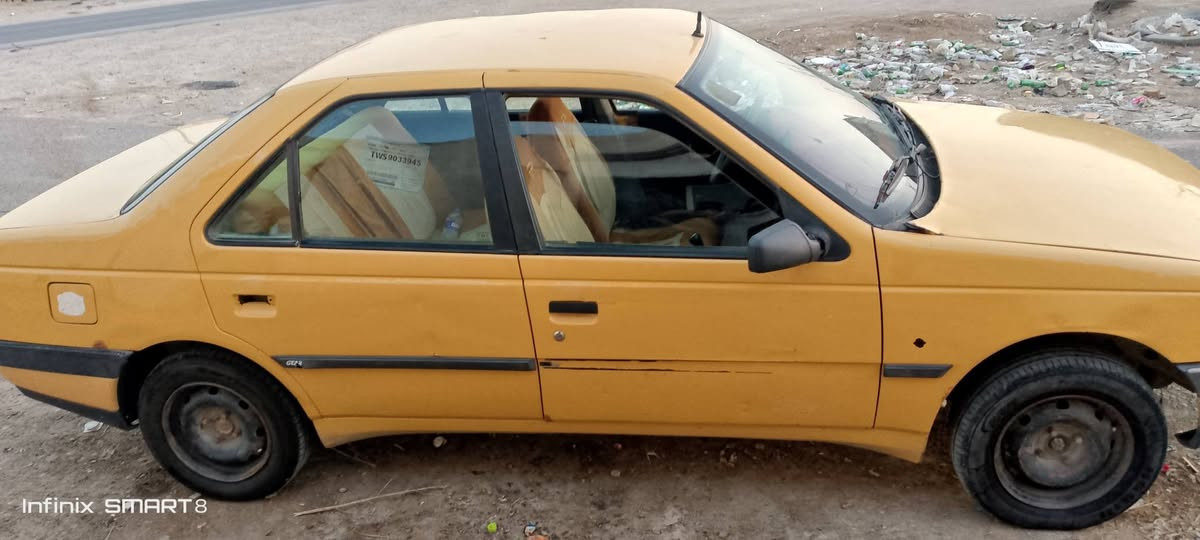 بيجو405 موديل 12 مطلوبه هيه 9سنوات بيه جاملغ مبدلوبيه  عته قويه وعوزه ترتيبات بصيطه 
سعره 17 وبيه مجال التصال ***********
المكان ميسان

