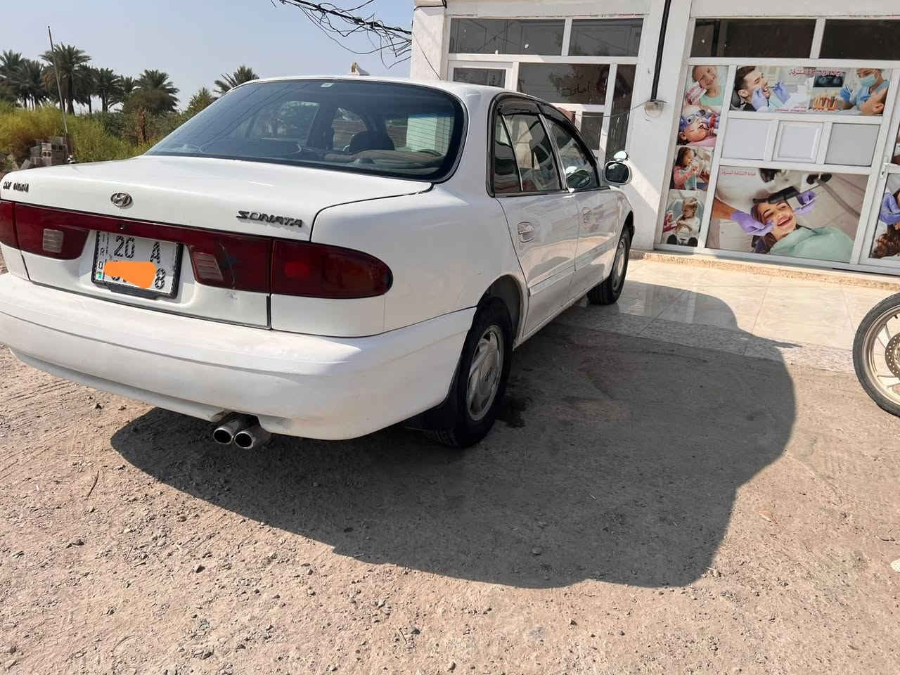 سوناتا2 موديل ٩٥ رقم دولي تحويل ثاني يوم
محرك مفتوح 2000 كير أوتماتيك سنتر لك عل الريمونت تبريد تدفئه فول كهربائيات كلها عل الشركه ماملعوب بيه دشبول عالي ناصي سماعات اربعه شغاله الدوشمه شرط مالت الشركه السياره مابيها اي نقص عل ايد واحد فقط 
للاتصال *********** 
مكاني الخالص  قرية الغوالبه
