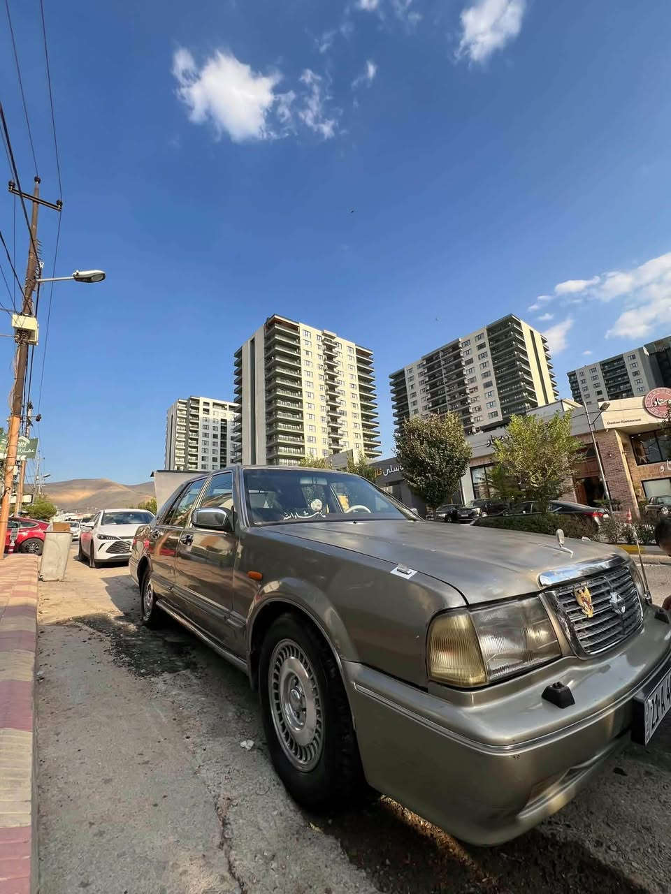 سدریک 2002 موحەسەن ناو سورە 1چەمەلەخی بۆیاخە و گێڕو مەکینە بەشەرت سەنەوی تا 2030 تازەیە و تەحویل و خەرامە بەشەرت 4 تایەی لۆکی لەژێرایە و هەموو گیانی بەشەرت ژم: *********** السليمانية, العراق
