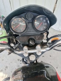بوكسر للبيع 22  عنوان بغداد اليوسفيه 07505820831 07868316709