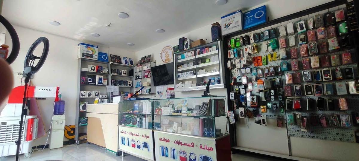 غراض فقط للبيع كلشي وسعره  تجي تشوف البضاعه متوفر طابعات تصوير طابعة مستمسكات طابعه ملازم ميوزة فاترينات غراض صيانه اكسسورات كلشي موجود الي تريده وتشوف سعره واني خادم مستعجل ع البيع
التواصل *********** كربلاء, العراق
