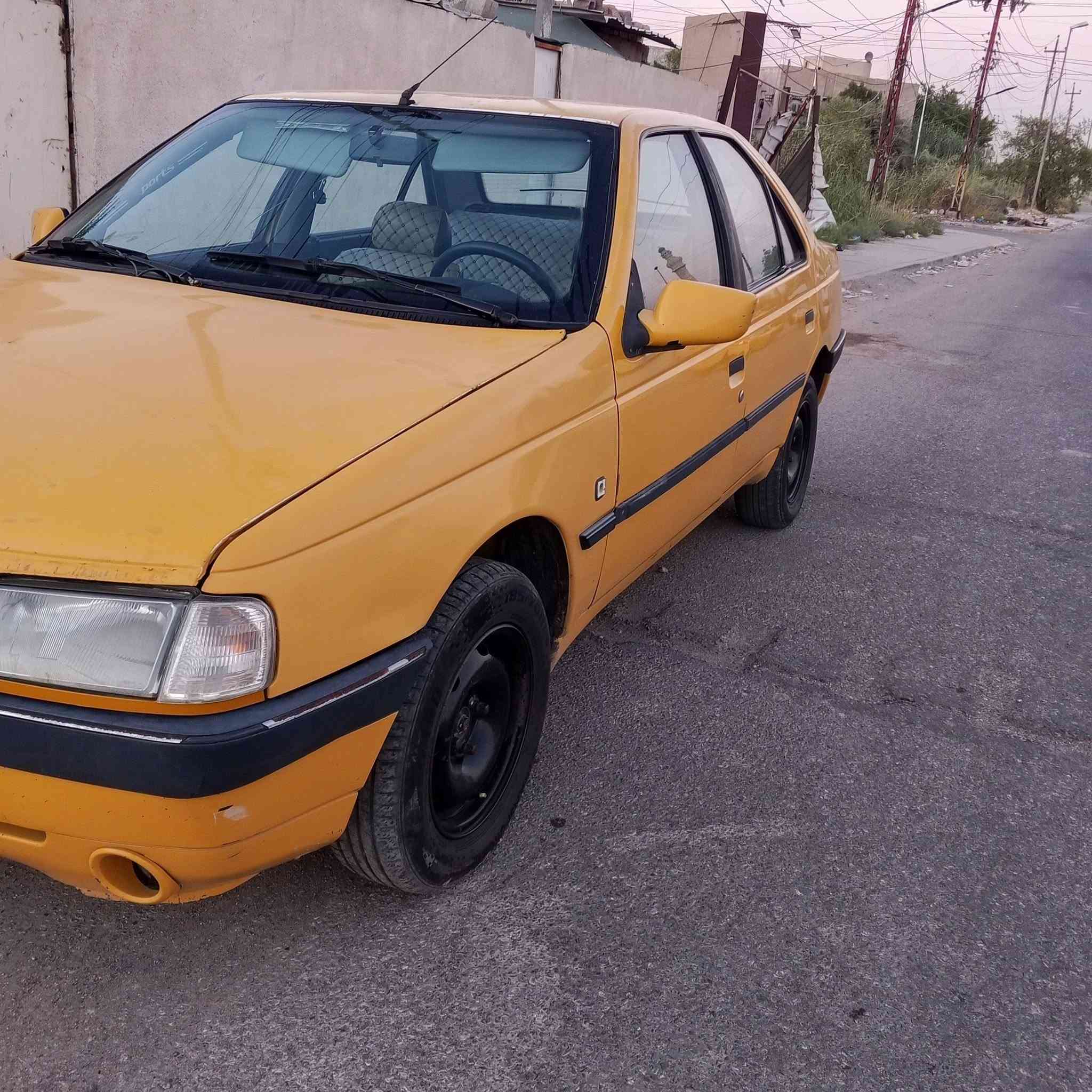 بيجو Glx 405  موديل 2012 سيارة جاهزه  مكفوله مكينه وكير تبريد ثلج كهرباءيات  كلهه شغاله . سياره جاهزه داخلهه حلو جلد سيارة كبل لشارع مناقصهه اي شي مكاني بغداد العامريه  صاحبهه يريد تحويل  الياخذهه كبل يحول  رقم مميز حلو سيارة مرتبه ومال شغل  الرقم بي وتساب 
***********
