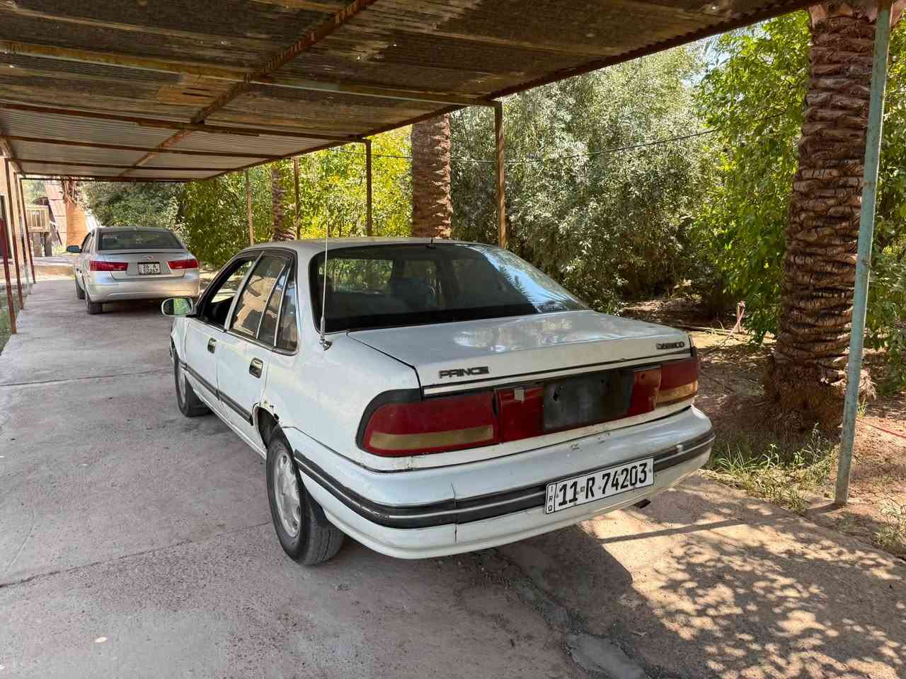 سلام عليكم للبيع 

دايو برنس موديل ٩٤

رقم بغداد انكليزي 

سياره بسامينه تحويل مباشر 

سياره محرك كير مكفول 

صدر خلفي امامي جديد 

سياره ناعمه ونشطه 

باور مشط جديد باتري جديد 
سياره جاهزه اترايك وين ماتريد 
مكاني بغداد تاجي سعر ٢٤ ورقه 
***********
