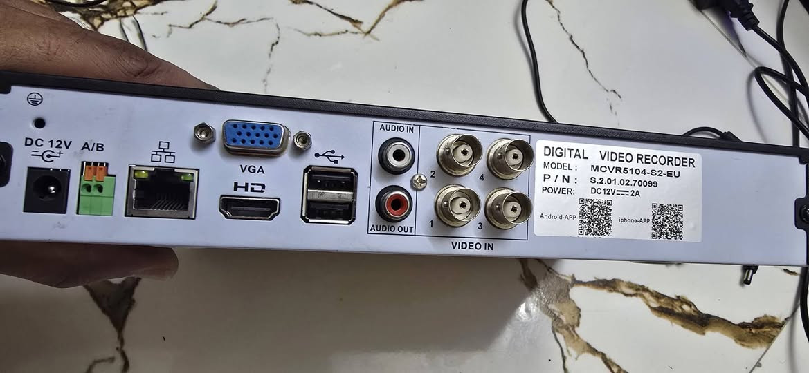 جهاز كاميرات مراقبة نوع dvr
دقة 2 ميجا 
مع كاميرات عدد 2
شغال كامل بالشرط وعندي فيديو للتشغيل مالته الي ايريدة يجي خاص 
بدون هارد 
سعر 40 الف
عنوان كركوك
***********
يوجد توصيل لجميع المحافظات
