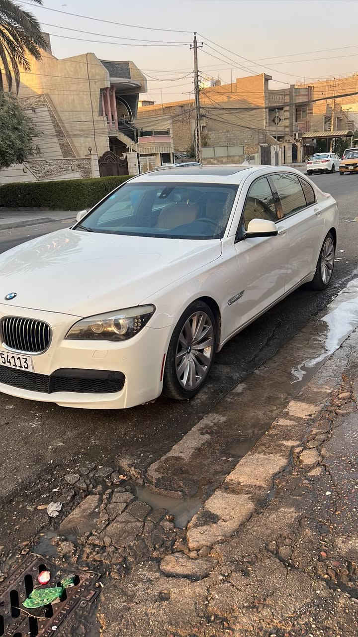 🔥 BMW 750Li xDrive M Package – 2012 🔥

👑 فخامة ألمانية × قوة × هيبة

🚘 BMW 750Li موديل 2012
⚡ Twin Turbo
🛞 xDrive – دفع رباعي
🖤 M Package
💎 فئة 750Li – قاعدة طويلة
📍 ماشية 113 ألف م 
🎨 صبغ 3 قطع فقط
🔥 أداء قوي وحضور مميز
🛋️ داخلية فخمة وراحة ملكية
🎛️ تجهيزات وتقنيات BMW المتطورة
🌙 فتحة سقف
🔊 نظام صوت فاخر
كير مكينه كفاله 

✨ سيارة فخمة، رياضية، ومميزة بحالتها ومواصفاتها.

📞 ***********
📍 بغداد السيديه بيع او مراوس ورجاءا الي مايعرف قيمت هاي السياره ليخابرني 🙏

💰 السعر والتفاصيل للجادين على الخاص بغداد, العراق
