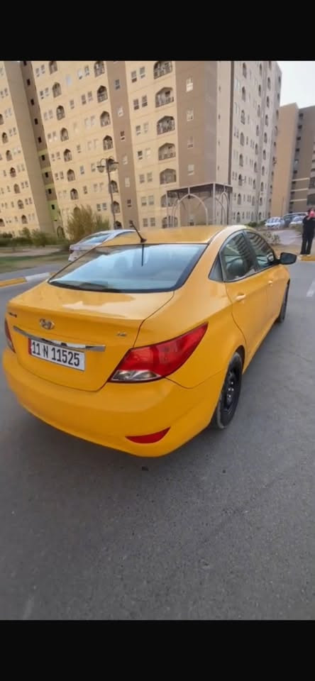 سياره اكسنت موديل 2016 خليجي مكينه 1600  دوش 
سياره نظيفه ومرتبه مكفوله 
مكاني بسمايه ***********
 السعر 97$
