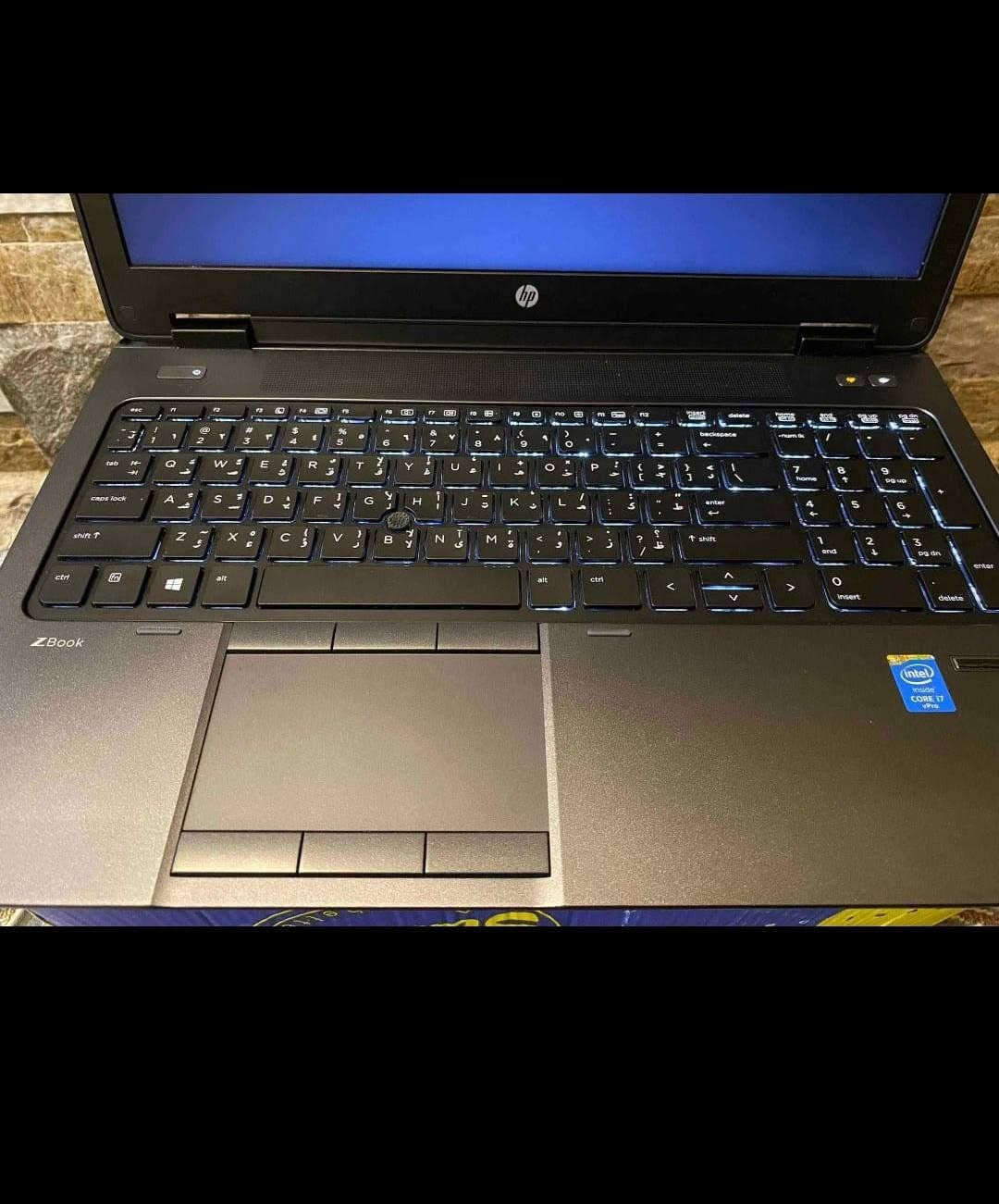لابوتوبhp
256ssd
كرت شاشه نفيديا 2كيكه 
و كرت شاشه انتل4 كبكه
كور اي 7 الجيل الرابع2.80هرتز
رام8
العطل كم دكمه بلكيبورد اذا يريد يصلحه يتبدل الكيبورد كله 
ونخفاض بلبطاريه شغاله بس مطول بلشحن
السعر 200وبي مجال للشراي ***********
