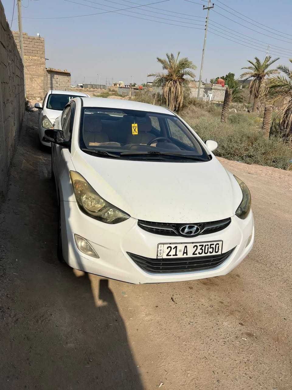 النترا موديل 2014
خليجي 4 سلندار 1600 دوش 
بيها 4 قطع صبغ فقط بدون حادث وايرباك ( صبغ اثر شخوط ) 
كير + مكينه  كفاله + تبريد شغال فقط نقص غاز بسيط
السعر 100 وبيها مجال  
مكان السياره البصره الجزيره 
الرقم ***********

