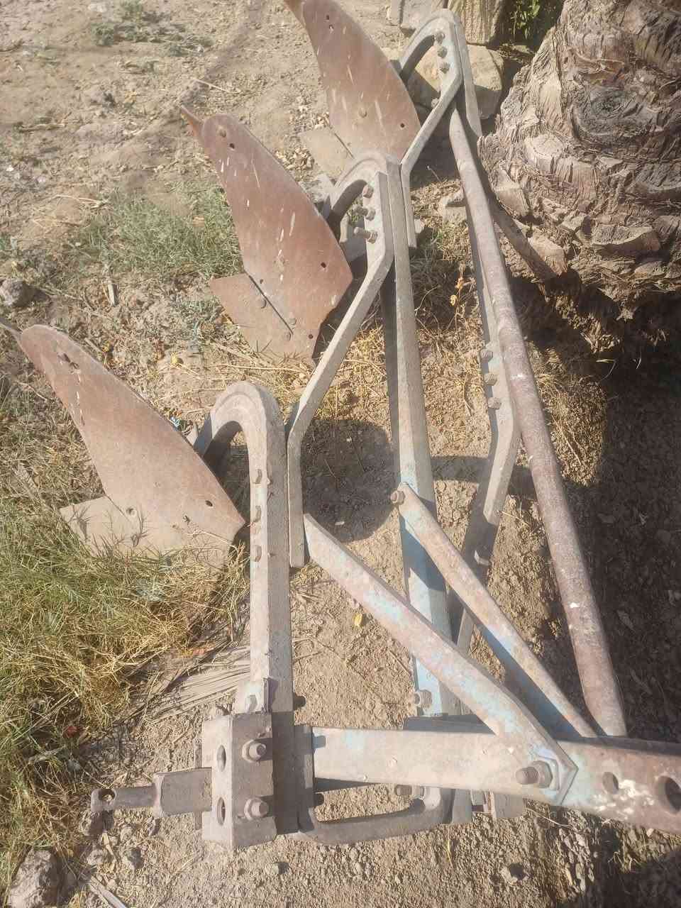 للبيع فدان عنتر حجم 12 بعده بلادي مابي اي عواج 
سعره 400 الف بي مجال  مكاني بغداد اليوسفيه  
انتصال على الرقم ***********
