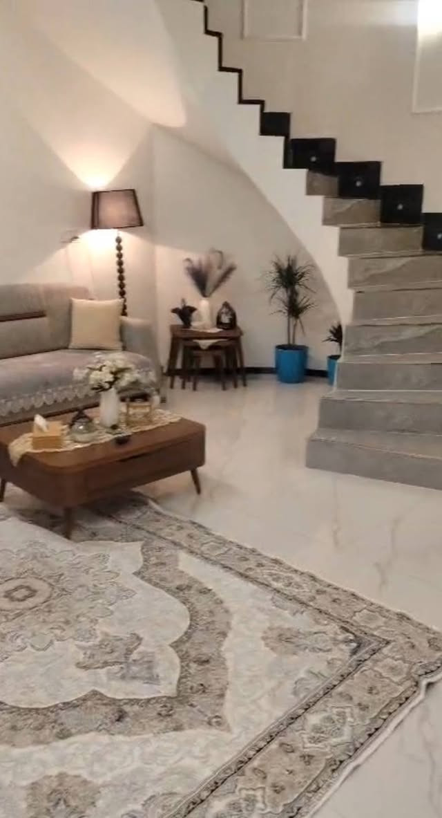 🛑 أعلان 

دار للبيع رقم بلدية بناء حديث جداً  وبأحدث المواصفات👉 

🌍الموقع حي امام احمد قرب مدرسة الاماني 

#المساحه 253 متر 

الواجهة 11 متر 

#للاستفسار اتصل ***********

أو مراجعة المكتب الكائن شارع العام بأتجاه بغداد مقابل حلويات علي الحمداني وصيدلية سما طوز 
مكتب السراج الذهبي للعقار 
ومن الله التوفيق 🏡
