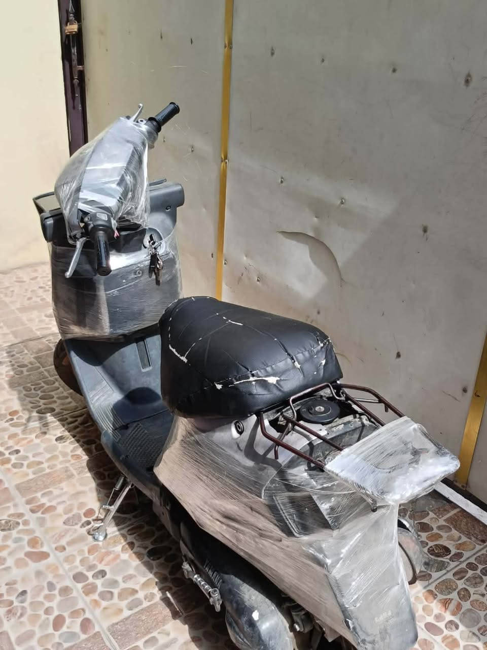 ماطور ياماها جديد مكينه كبس  صوت ناعم  سعر ١٤٥ الف وربي مجال قليل اي عيب مابي ماطور كله بل شرط هاذا رقمي ***********
