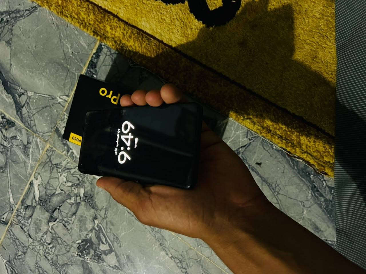 اسلام عليكم يوجد جهاز بوكو 6xبرو5G جهاز غني عن التعريف جهاز نضيف السعر 360وبي مجال ويرهم مراوس حسب القناعه خاص مفتوح ورقم الهاتف ***********

