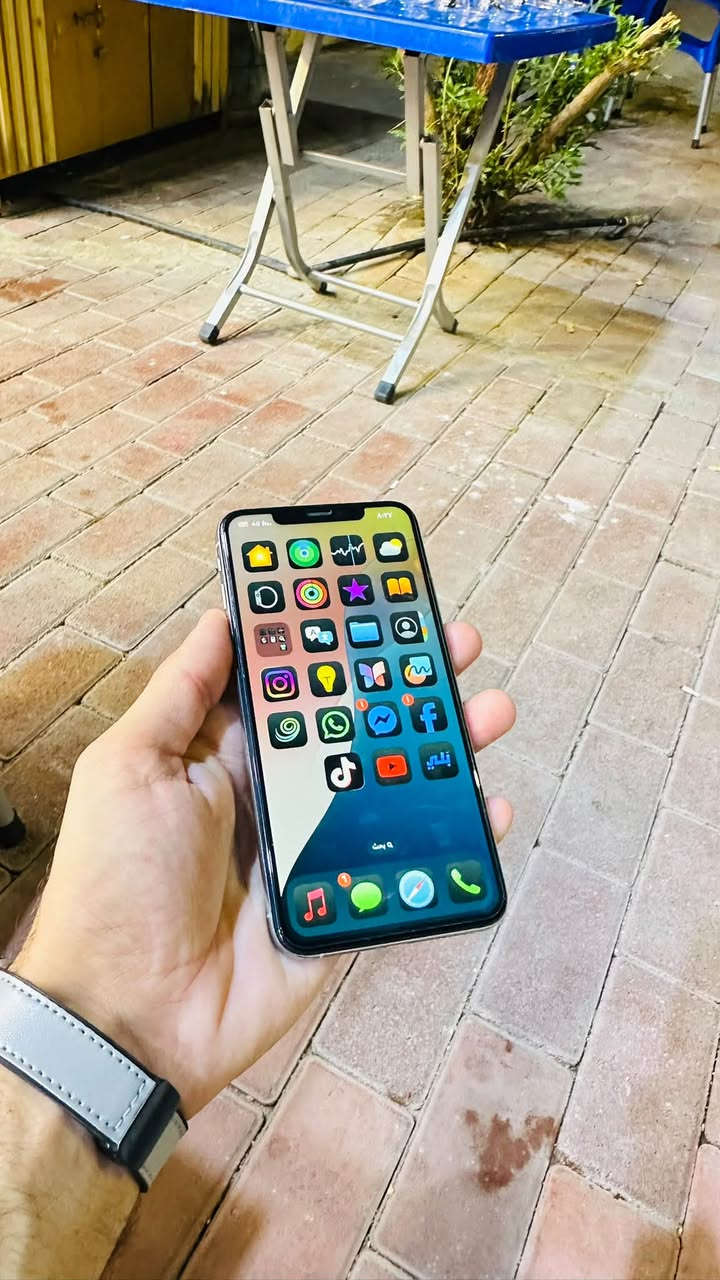 سلام عليكم | ايفون Xs Max لل بيع
جهاز بلادي ذاكره ٢٥٦ كامرات صوت اتصال 

كله كله شغال بطاريه ٧٥ شحنه كلش حلو 

جهاز مال جنيه لون ابيض مميز / سعر ٢٣٠ الف 

شراي راسلني و دلل / 📍رمادي 

تحياتي لل جميع

هـ ***********

🛑الرجاء مكلف بل نشر عندك شي تواصل عل خط
