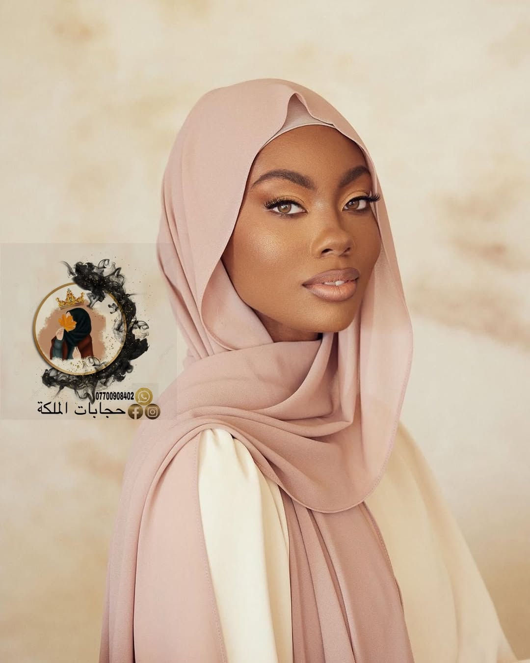 حجابات الملكة للاناقه عنوان ♥️ 
شال جرجيت ساده الاصلي استيراد خاص بنا 
خام اصلي ثباتيه عاليه جدا عند الملبس ✅
متوفر جميع الالوان😍
خليك مميز باختيارك مع الملكة
للطلب والاستفسار مراسلة الصفحة ✉️
التوصيل متوفر لجميع انحاء العراق 🚕
.
.
.
.
.
.
.
.
.
.
.
.
.
#حجابات #اكسبلور #اكسبلور_explore #العراق #البصرة⁩⁩

نص مكتوب في الصور:
- *********** حجابات الملكة
- ***********
- حجابات الملكة