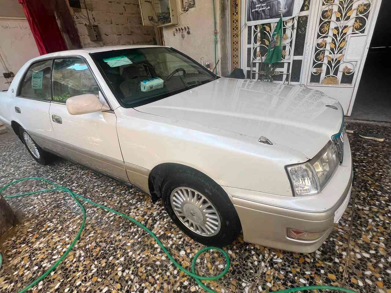 راس الثور موديل 96
مكفوله من الضربة والصبغ 
فول عدى التنته
كير مكينة تبريد حدادية كهربائيات كلهاا مكفوله وشرط شغاله 
تحويل ثاني يوم رقم الجديد سنويه وهزه جديده
السياره بيها طخه بلجاملغ الامامي موضحه بلصور وموجودة كل تفاصيل السياره بلصور 
السعر 75 وبي مجال قليل حك الجيه 
مكان السياره البصرة
رقم الهاتف : ***********
