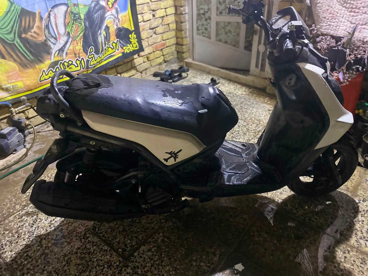 السلام عليكم سكنس جبلي دراجه نضيفه كفراتها يحتاج بوليش فقط كامله بيها كلجات رياضي بلادي مو تجاري فلتر شوته رياضي كوسو مكينتها حلوه شلعه معدل يحتاجلها بوليش و واير كليو متر فقط سعرها 800شراي خاص أو ***********واتساب فقط
