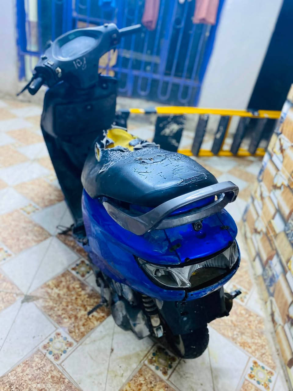 فراشه للبيع تشتغل من اول هندر بس مستحقه تجفيت ادخن وتنقص دهن كهربائيات شغله عوزه باتري بس  ١٤٠

الديوانيه الجلبيه تجي تشوف وتاخذ ***********

