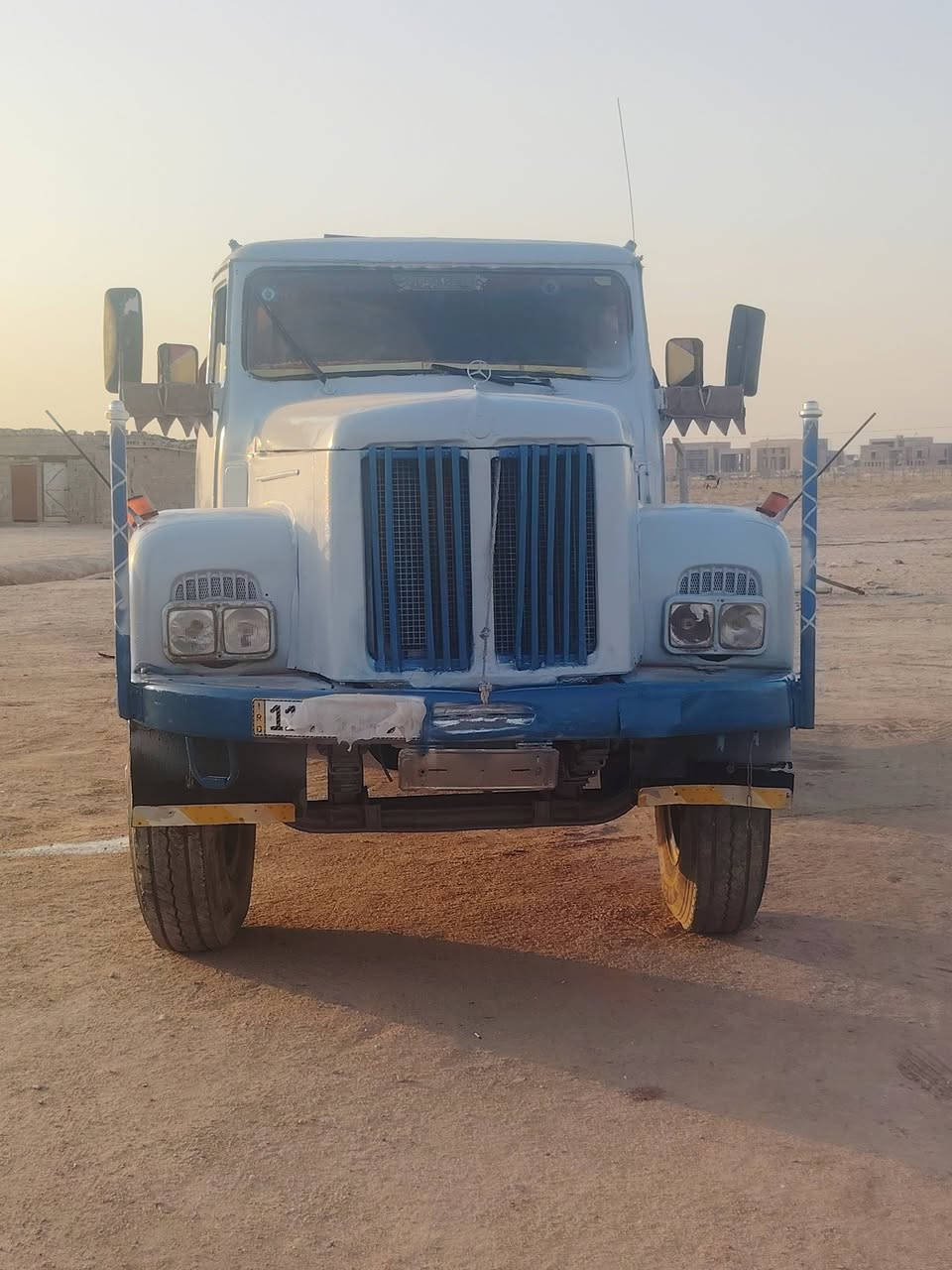 لبيع سكانيا 111 رقم بغداد دولي  حوضيه ماء سنويه 30 بسمنا موديل 76 سياره جاهزه لعمل محرك وكير وكسن شرط مذيله فقط تايرات 24  سعر 17 مليون وبيها مجال بصيط 
مكاني بالنجف الاستفسار ***********
