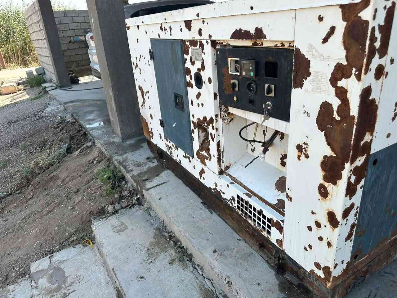 للبيع 
بيركنز صيني باب اول 
محرك 4 بستم سوبر 
50 كيفي 
مكفوله كفاله عامه 
سعر اتصل بصاحب الرقم 
*********** واتساب 
مكان قضاء الطارميه تقاطع المشاهده
