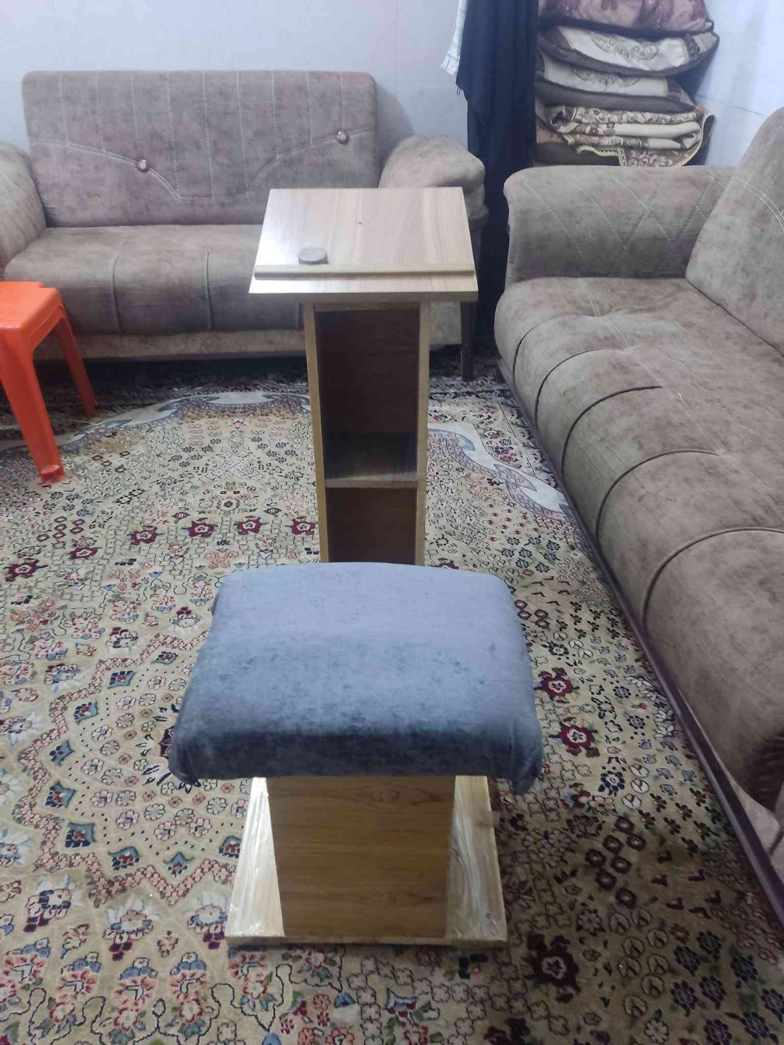 السلام عليكم فارة غسيل للبيع الاصليه نحاس مو  فافون وزن ثقيل وزنه اكثر من 15 كيلو  وماطور وليس فحمات شرط الشغل والبلاد السعر 50 وكرسي صلاة شغل توصاه السعر 30 موبايل ***********
