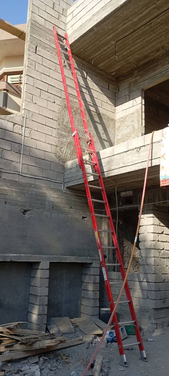 كهربائي متفرغ هسه تائسيس درجة اولى ربط وطني ومولدة تائسيس نظام طاقة شمسية اتصال الرقمين 
*********** كورك بيها وتساب شهاب ابو احمد 
*********** احمد شهاب
