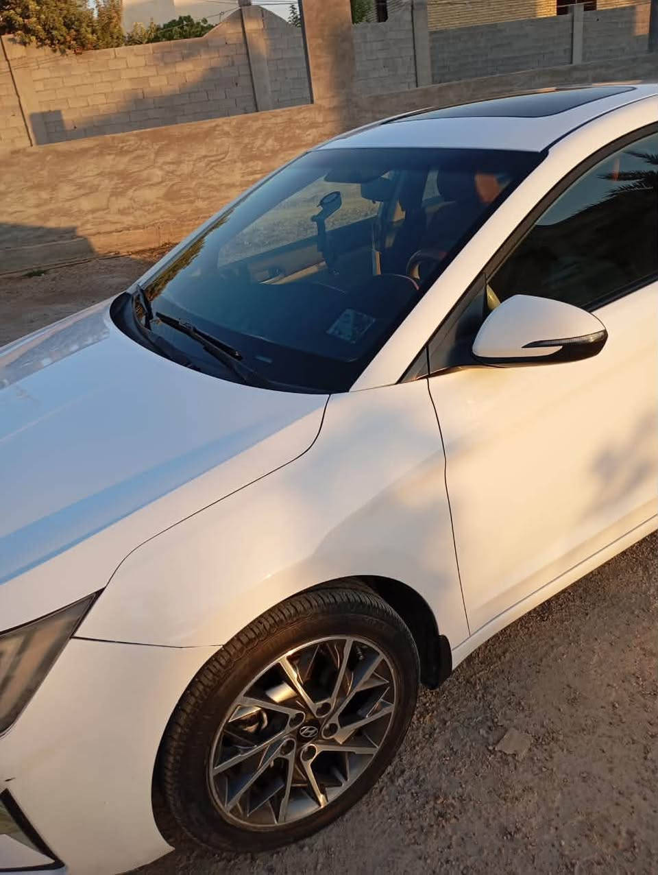 الانتره    2019  مكفوله   السعر. 155.   بيها مجال
فول موصفات 
تخم تاير 
صدر كير محرك كفاله 
رقم   بغداد تحويل مباشر 
محرك. 2,000
مكان سياره.  الانبار الفلوجه 

***********

