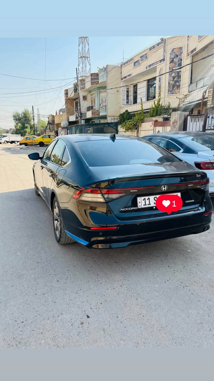 هايبرد رقم بغداد فئة EXL
فول مواصفات ١/١ 2024 
بصمه ….  فتحة … تحكمات كامله
 رادارات قياده ذاتيه تحديد مسار 
كشنات جلد كهرباء وتدفئه 
قطعتين تبريد منفصل 
وبعد بيها هواي  مواصفات… 
ماشيه 35 الف 
محرك 2000 هايبرد طبيعي 
تبديل جاملغ وباب حادث جانبي 
بجم كبس . رقم الشاصي وصور الحادث بالصور
***********

نص مكتوب في الصور:
- Friday 3:42 PM
- Friday 3:43 PM
- 000-42433319 - 06/10/2025 - IAAI.INC
- 000-42433315 - 06/10/2025 - IAA Inc.
- 000-43433319 - 06/10/2025 - IAA Inc.