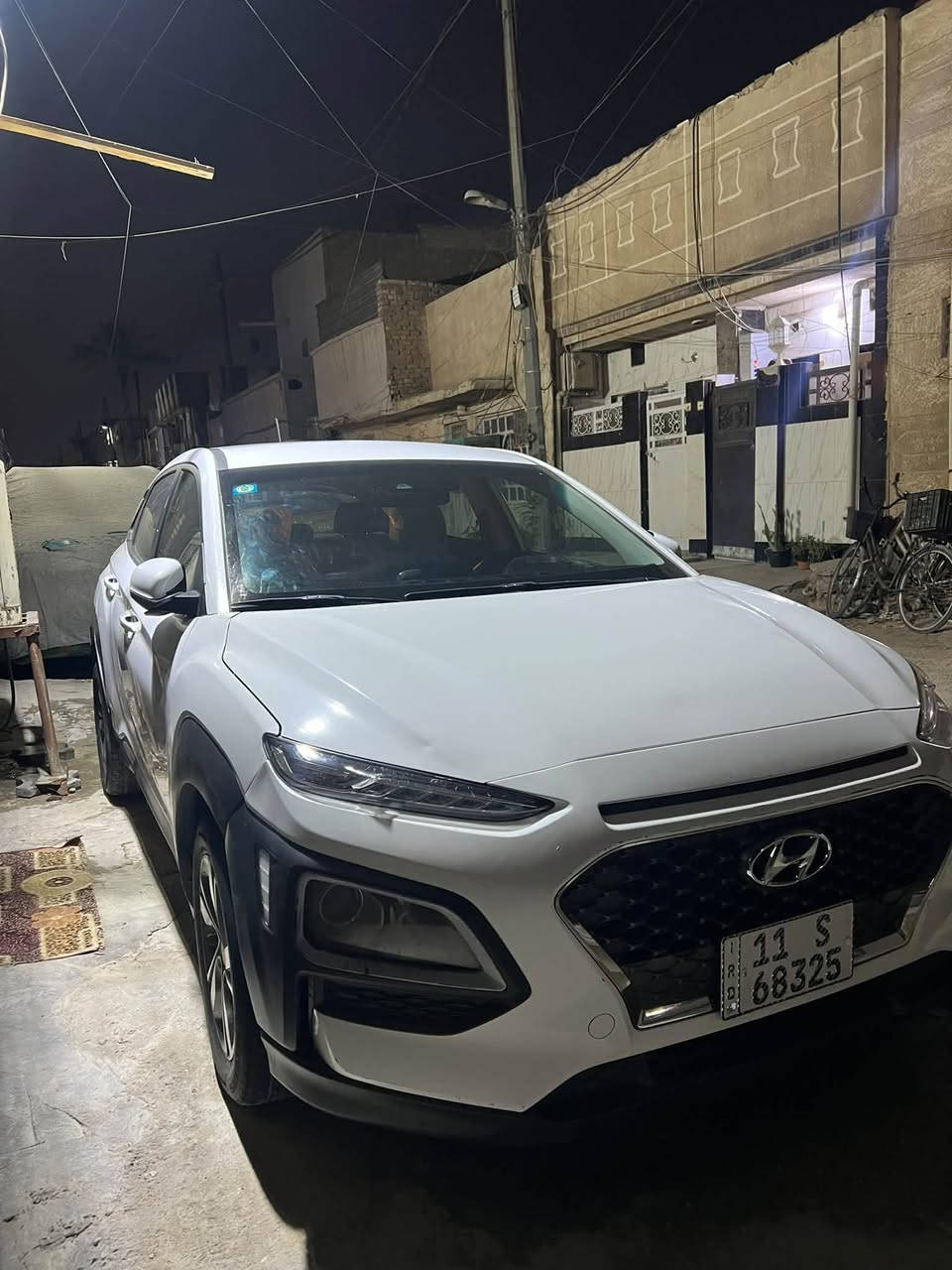 هوانداي كونا KONA 
موديل 2021 وارد امريكي حادثها من امريكا بس دعاميه وبراكيت صور الخادث موجوده.
هنا بالعراق صار بيها حادث بس باب خلفي وره الصدر ومبدل الباب اصلي ايرباك الدشبول طاگ فقط 
سياره ماشيه 106 
سياره مال بيت تبريد ثلج ❄️ 
گير محرگ جاهزه خير من الله 
محرك 2000 دووش المرغوب 
گير AT المرغووب 
مود القياده نظام عادي+ سبوورت 
تحكم ستيرن 
مثبت سرعه 
رادار أمامي
رادار خلفي 
تحذير اصطدام امامي وخلفي 
وقوف ذاتي 
شاشه كار بلي 
لايت زنون اصلي ابيض 
السياره بإسمي شخصياً رقم جديد وهزه جديده
السعر 115 ورقه وبيها مجال للشراي 
للاستفسار *********** 
مكاني الكاظميه او الحريه

نص مكتوب في الصور:
- 58% 4G 22:48 وضع AI الكل المنتجات المحتوى المطابق مرئيًا بالكامل: ... USA · 5 months ago 2021 BidMotors ... USA · 6 months ago 2021 BidMotors ... USA · 5 months ago 2021 BidMotors ... USA · 5 months ago 2021 BidMotors ... USA · 5 months ago 2021 BidMotors ... USA · 5 months ago 2021 BidMotors بإمكانك طرح أي سؤال