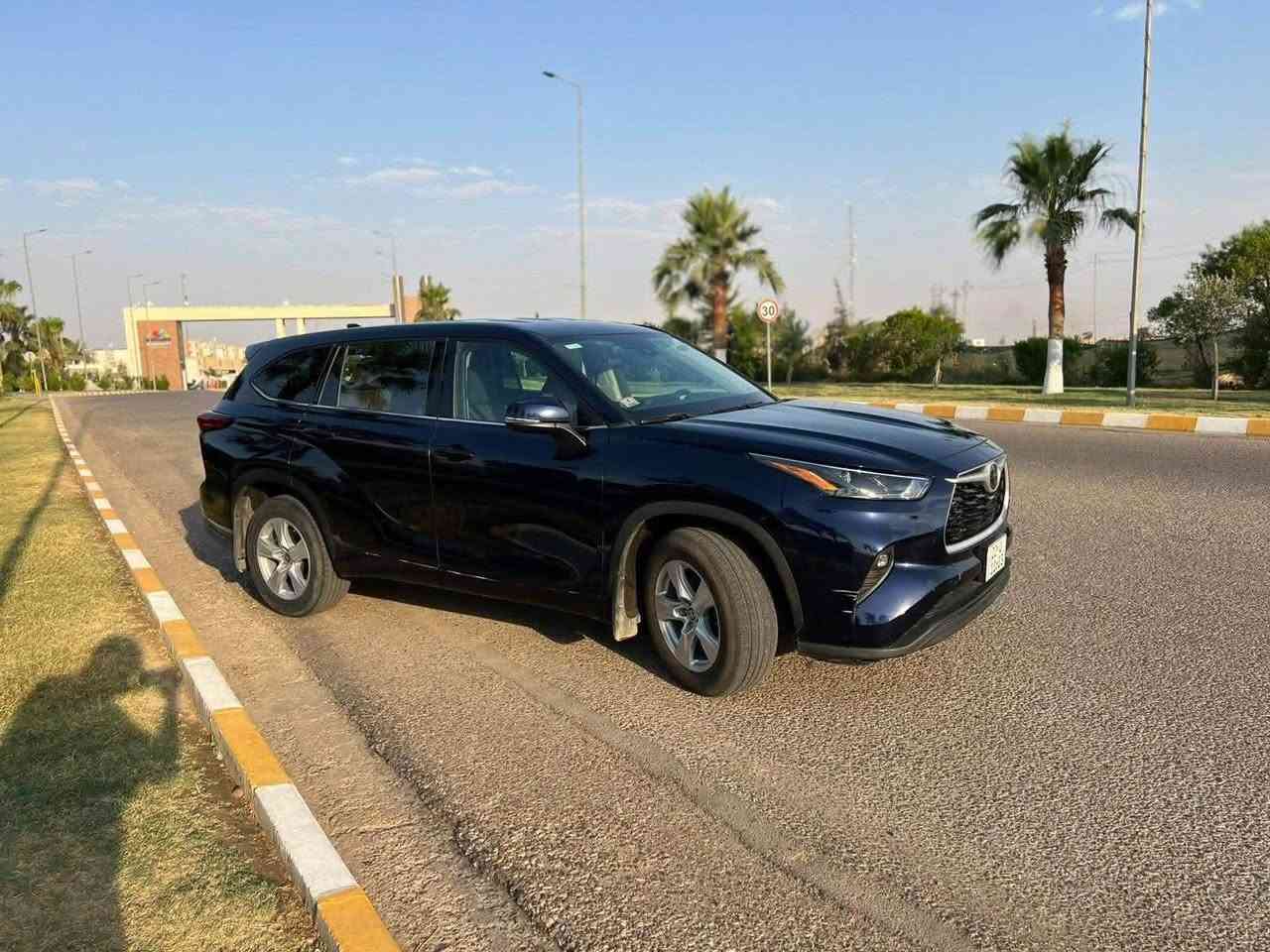 سلام عليكم
هيلندر LE موديل 2022 فور ويل 6 سلندر

مواصفات معروفه، وذا ماتعرف ابحث على مواصفاته

حادث السيارة بصيط بحجم كبس أرباك  برده طاكة بس باب السايق وخلف السايق مبدلات وجامبغ امامي سرقة
ول دوسه شبر تعديل وصبغ 
محركة بلادي صدر السيارة بلادي وين ما تريد افحص اذا طلع كلامي يختلف اني خسار

السيارة ماشية 78 الف كيلو قابل للزيادة

اخوان تجي تفحص تلكه غير المكتوب تاخذهه بلاشش وتشلع عيوني

السعر اتصل عل رقم أو تساب 
*********** هاذة رقمي متواجدت بس وتساب واتصال (ما متواجد عل فيس)
