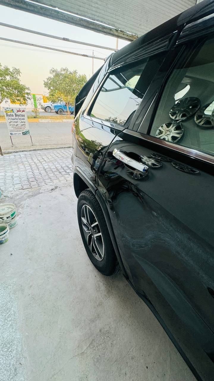 السلام عليكم
جيب 11 بجم 17 حادثها بس جاملغ خلف السكن  اما الباقي اثر شخوط بجم كبس  السياره مناقصها شي منضومه زنون عالي ناصي منضومه غاز الإيطالي للبيع او المراوس باحدث مع الفرق نقد سعرها 130
وبي مجال
***********
