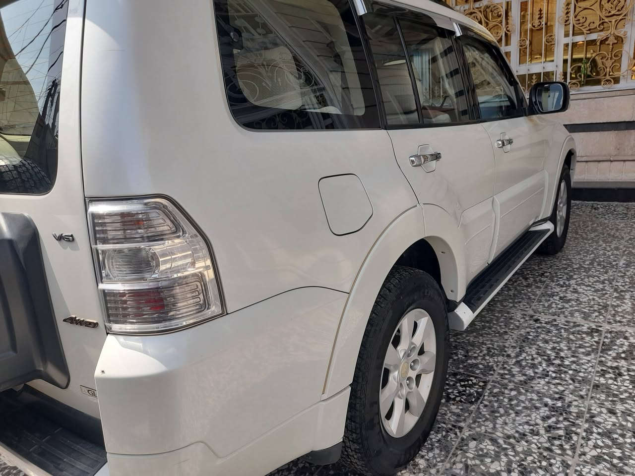 سلام عليكم من رخصت مدير الكروب البيع باجيرو حبتور فول مواصفات واحد على واحد سياره جديده لك على وضع الشركة مال جناي من زيزو عدي ستخدم شخصي لسيارة مكفوله كفاله عامه من صبغ بارد شخط رصعه مكفوله مكينه بلادي بلادي السعر ١٥٥ وبي مجال الطيبين مكان لسيارة بغداد ***********ابوحسن
