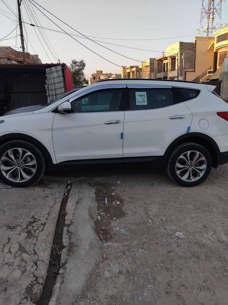 ..
✅هونداي-سنتافي.لمتد-V6 2016✅
         ✅-Hyundai-Santafe-2016- 6V✅
             🚫خليجي 🚫
               فول موصفات 1/1  للمتد 6V
....................................................................................
⛔مواصفات⛔ 
المسافة المقطوعة /93 الف كيلو شرط 120 ادك جرس
رقم شمالي : اربيل 

1.موديل 2016
2.لون أبيض ثلجي
3. محرك 3300 دوش V6 ..( ٦سلندر )
4.بصمه تشغيل ( بصمه عدد 2 شركه )
5.بصمه ابواب +بصمه صندوق
6.سقف بانروما 
7.هاند بيرك بصمه 
9. أوتو هولد 
10.كشنات سايق +سكن كهربائي  
11. كامره خلفيه بلاديه
12.حساس خلفي
13.فول تحكم سترين
14. مثبت سرعه
15. 3نظمه قياده 
AWD.16 .. فور ويل درايف 
16.تبريد لمس 
17. تبريد مركزي (3قطع تبريد )
18..7 راكب 
19.ويل كروم حجم 19
20.مري شفط 
21.أشاير مري 
22. زركات ماء بداعاميه 
23.يدات ابواب نيكل
24.دبل اكزوز (دبل صالنصه
.25 نظام منحدرات 
26 نظام ABS
...27بردات خلفيه 
...................................................................... 
🔴سيارة مكفوله كفاله عامه شرط الفحص. فقط دعاميه  صبغ خلفيه .ادوات سياره ملحاقته كل شركه
اسبير مونازل   🔴  
كير محرك شرط الفحص ..صدر امامي خلفي
🔴محرك  شرط فحص بدون صوت بدون بخار 🔴 
السعر (190) مكاني تكريت الاتصال على الرقم ***********
