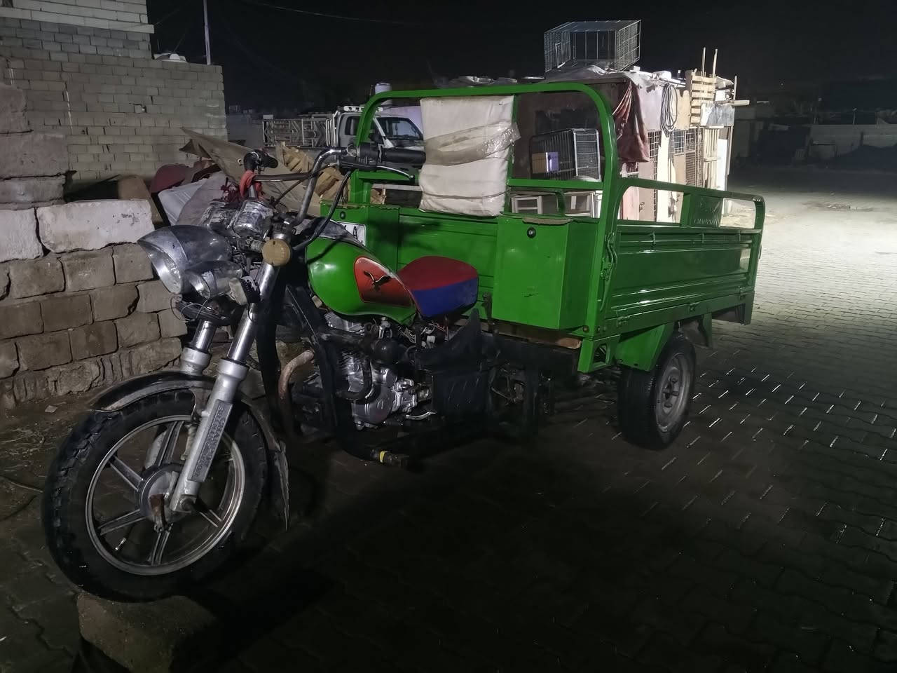 السلام عليكم اخوان ستوته للبيع موديل 21 رقمه سنويه وبسمي المكان تنومه شط العرب قرب جسر والشراي يخابر رقم الهاتف ***********
