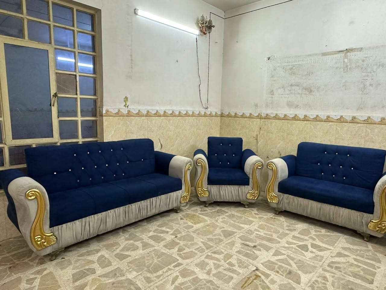 تخم • نضيف • بلكروه
