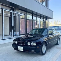 بي ام دبليو ٩٢ • ٥٢٥ • زينون كامل