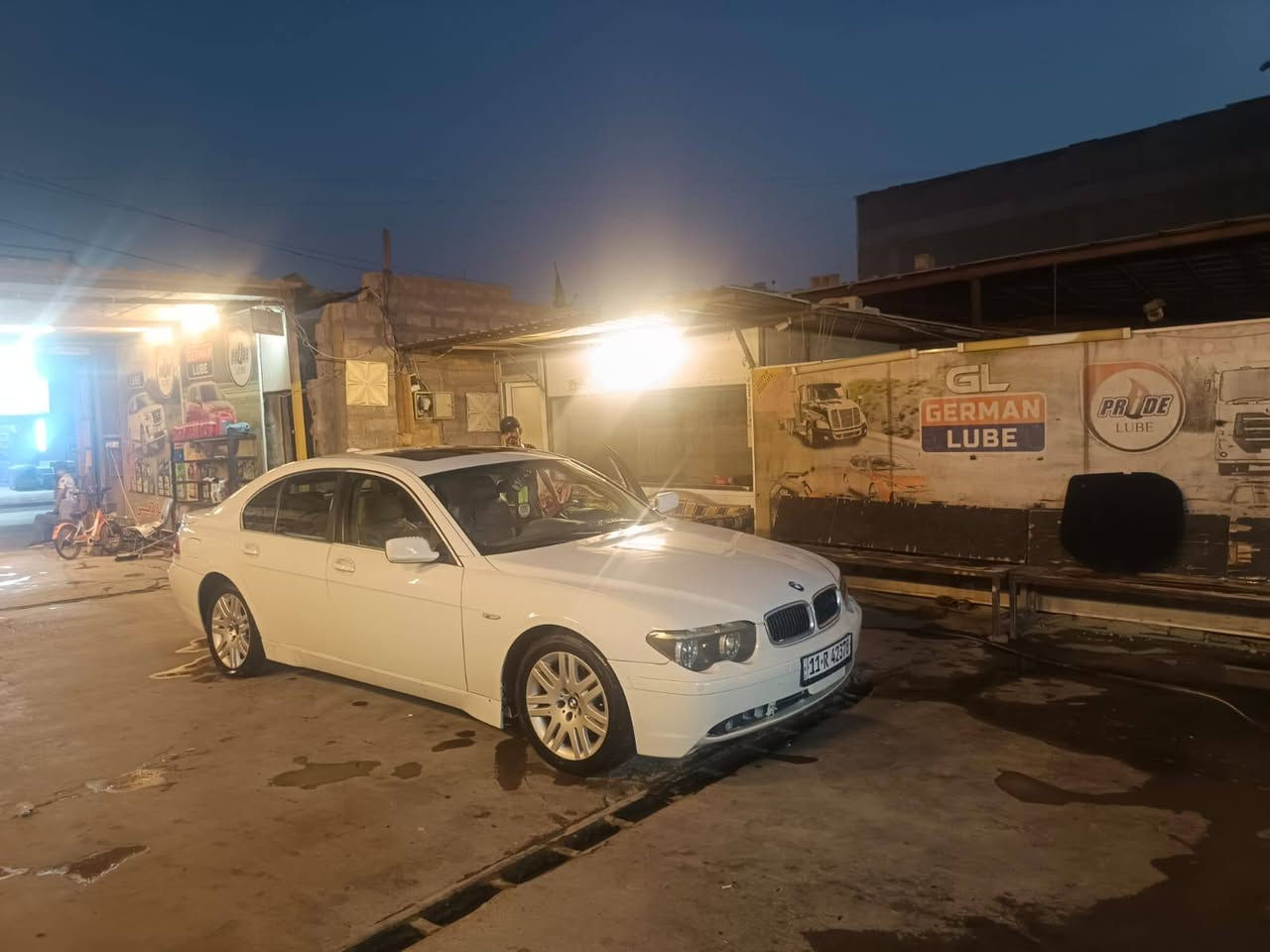 بي ام دبليو 745LI • ٢٠٠٤ • رقم بغداد