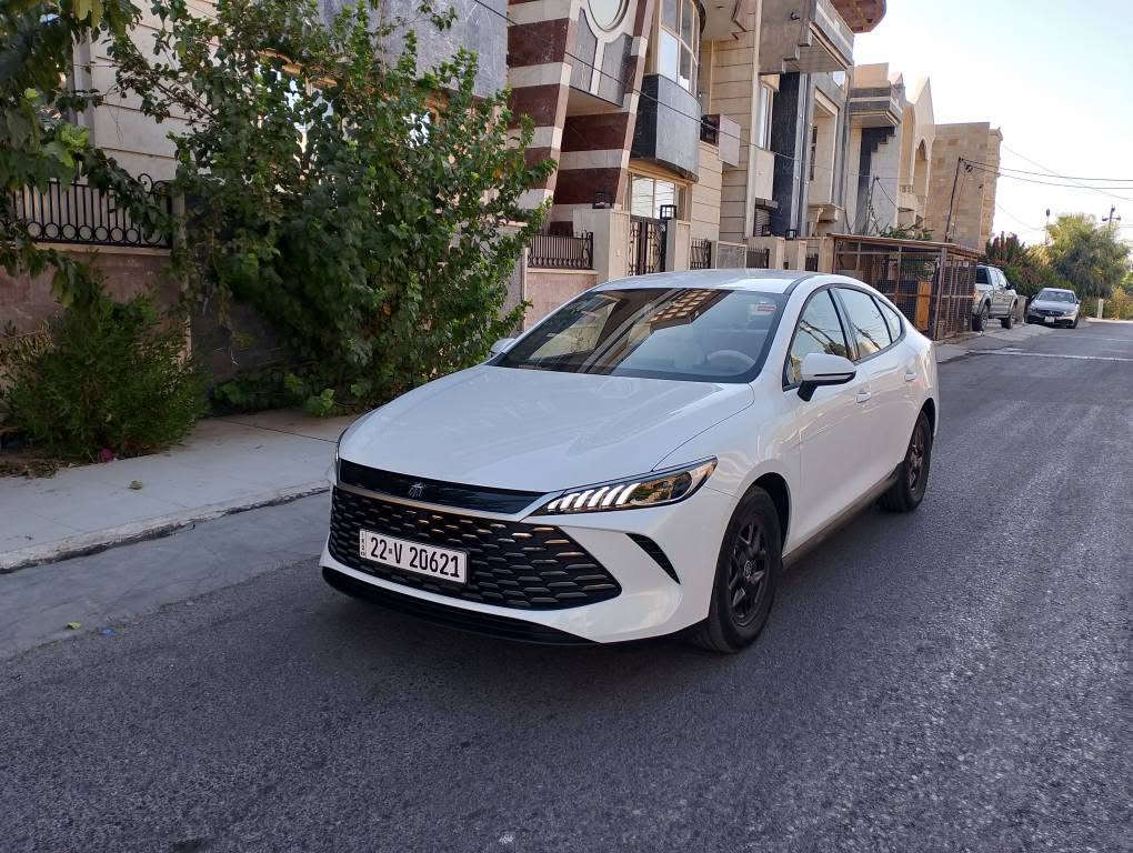 BYD QIN PLEASE 2025
***********
مودیل 2025
ناو زةرد _شاشة و كاميرة
9 هةزار رويشتووة 
كارت و شةحني بيلادي لةگةلة 
بوياغ تةنك 
سيارةكة هيچي نية تةنها 7 دنك تةزرةي هةية 
سعر :134$
شوين هةولير 
موبايل واتس *********** أربيل, العراق
