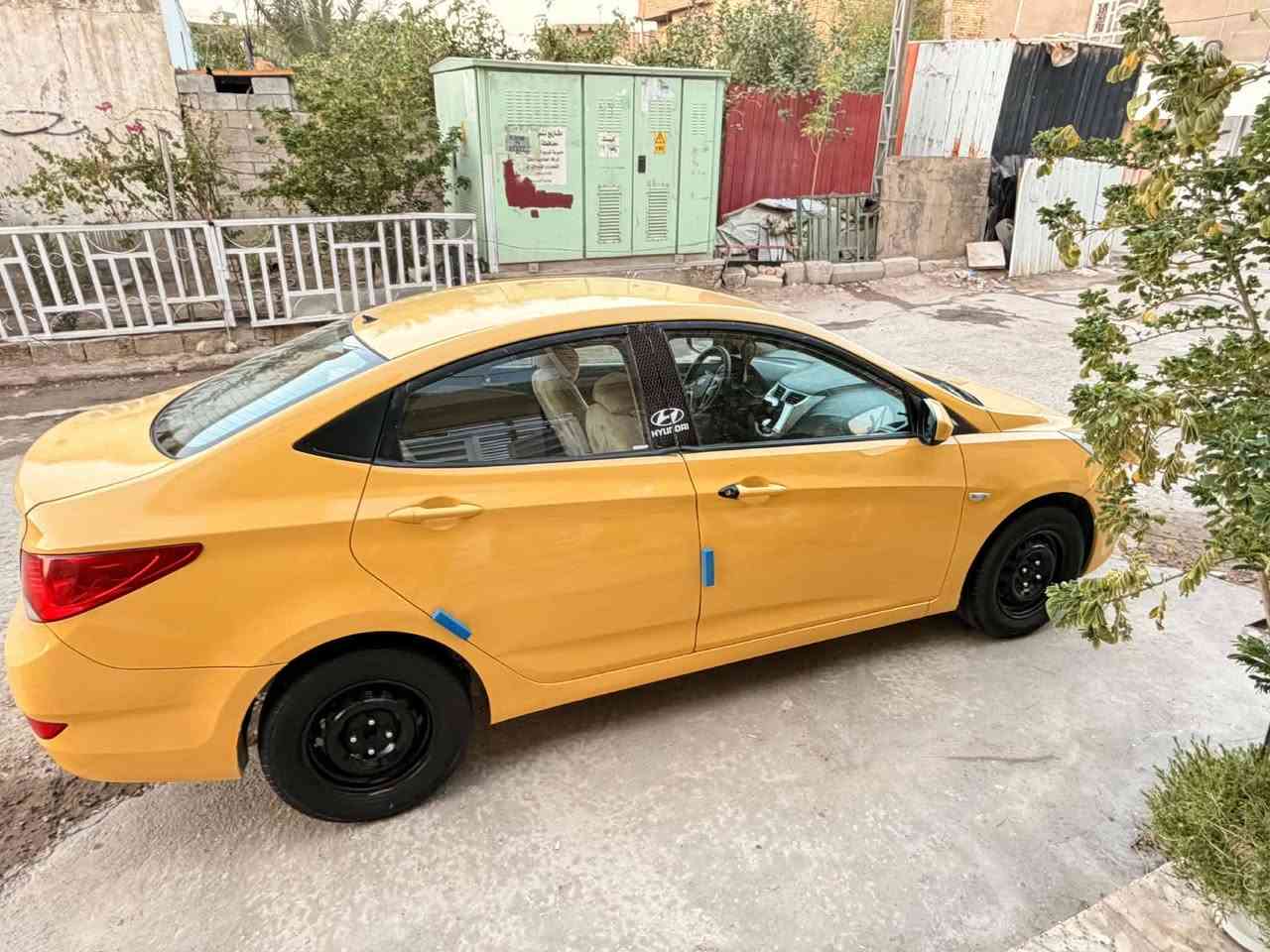 اكسنت موديل 13
خليجي 
محرك 1600
كيرو محرك  وحدادية وكهربائيات شرط 
تبريد ثلج 
هزه جديدة 
مصفرة هيئة وغرامات 
السعر 75
شرط المداور 
مكان السيارة ديوانية 
***********
