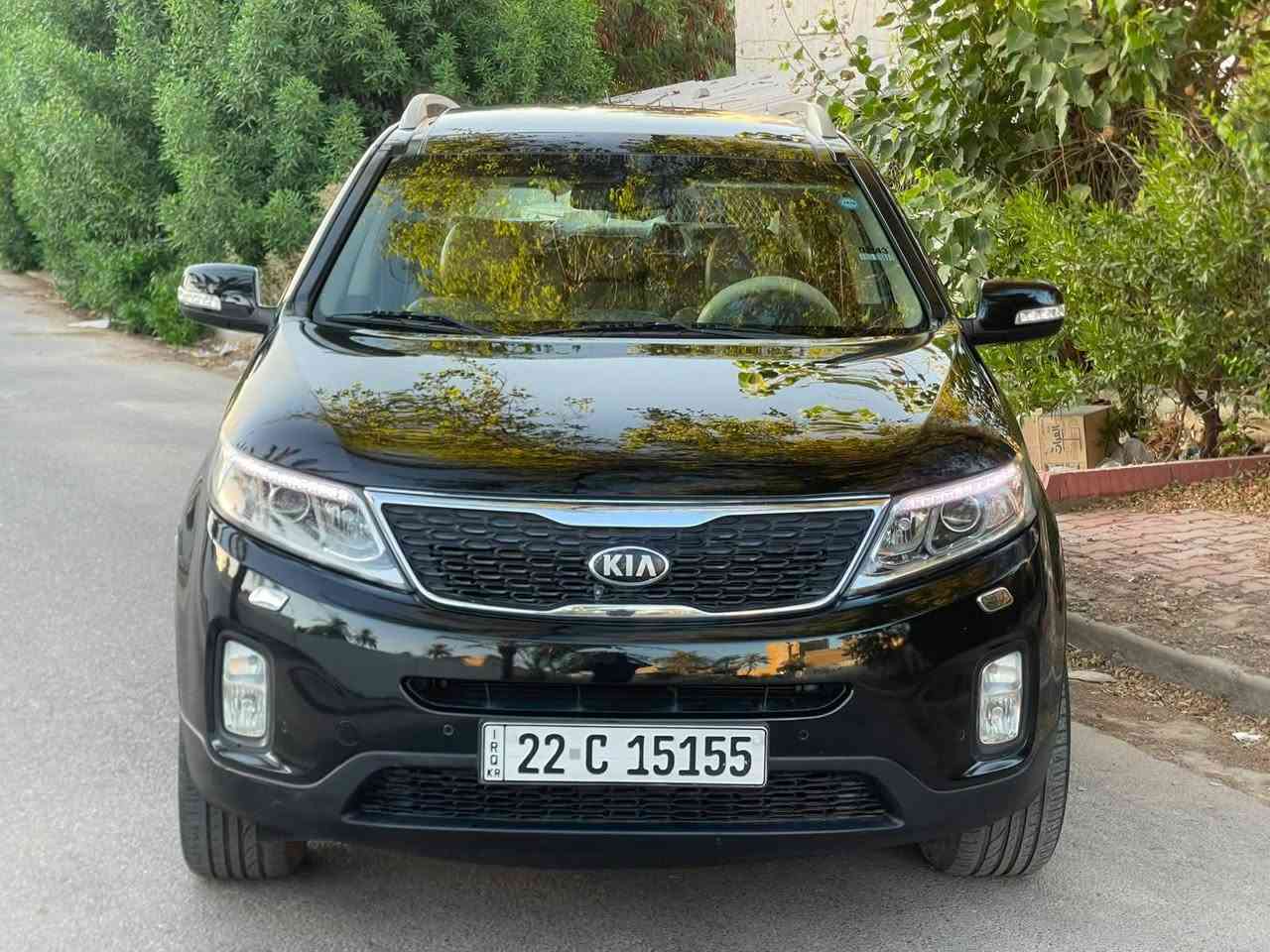 أكيد، هذا ترتيب مرتب وحلو للإعلان:

السلام عليكم 🌹

🚘 كيا سورينتو 2013 — شكل 2016

🔹 محرك 6 سلندر + منظومة غاز
🔹 فول مواصفات للآخر
🔹 بانوراما
🔹 بصمة تشغيل
🔹 مري شفط
🔹 داخلية جلد بيج
🔹 منظومة زينون
🔹 كراسي كهرباء

🎨 السيارة بيها صبغ فقط جاملغ أمامي بسبب طخة بسيطة.
السعر ب 157 وبيهة مجال كلش بصيط

📞 للتواصل: ***********
📍 المكان: بغداد – الشعب، قرب مستشفى الشعب العام
