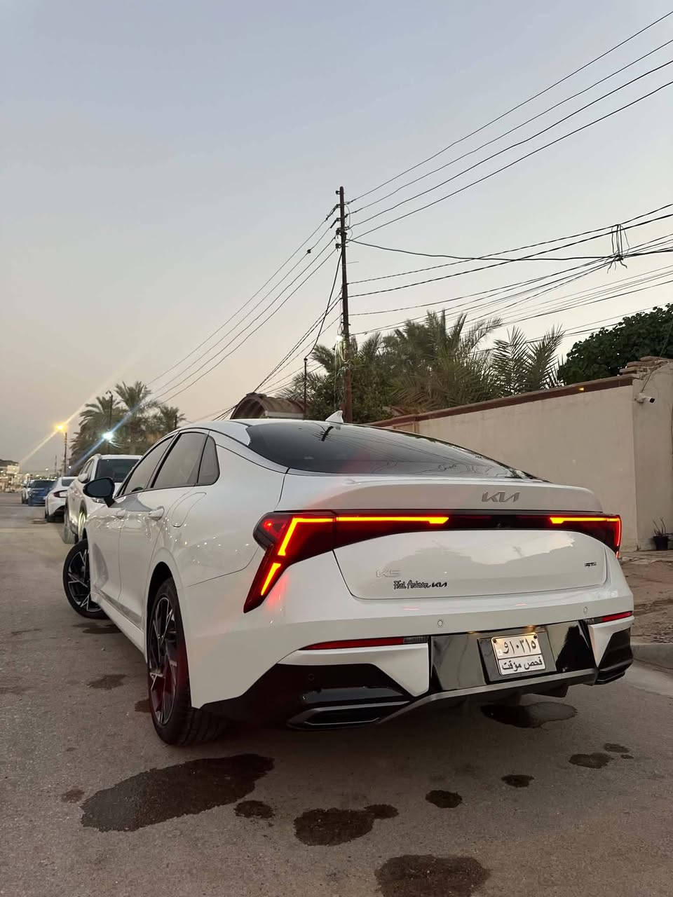 يا الله للبيع بدون مروس K5 2025 حادثها فقط بنيد مبدل مال تفصيخ  بدون شواصي بدون لغود مبدل  لراديترات اصليه  السياره حتى چيك انجن ما مشتغل بيها ماشيه فقط  1700ميل يعني  2750 كيلو متر فول مواصفات جتي لاين السياره بحالة الوكالة  تترقم جميع المحافظات للتواصل واتساب  ***********
