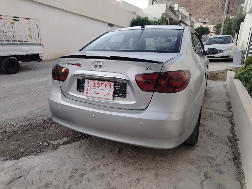 بەناوی خودای بەخشندەی میهرەبان
هۆندا ئاڤانتی بۆ فرۆشتن بڕاوە لۆک لۆک
مۆدیل 2008 نموونە لەخاوێنی 
تەبرسد لەمس و سوکان ڤۆلیوم 
گێڕ ئۆتۆماتیک و کوشن هیتەر و کوشن جڵد 
خایس و ڕزیوی قەترە پێوە نیە
پێش و پشتی کەپسە و هیچ لێدرانی نیە
  برێک  و تەبرید  و توندوتۆڵی و ئەی بی ئێس بەشەرت 
سەیارەکە تابڵێی توندو تۆڵە و مەسرەف کراوە 
بەنزین زۆر کەم دەخوات
یەک کەڤەری دوای گۆڕاوە
گێڕو مەکینەی بەشەرتە
هەیکەلی زۆر جوانەو لوسە و سەقفی بێ بۆیاغ
چوار تایەو ویلی لۆکی لەژێرە
سعری زۆر گونجاوەو ماڵی دۆستە بەس سایەقی دەوێت
سعری 46 و معامەلەیە
 شوێن ڕانیە ..
ژ.م. *********** وە ***********
ئاسیا  واتس ئەپی لەسەر 
مەسجیش کراوەیە.. رانية, السليمانية
