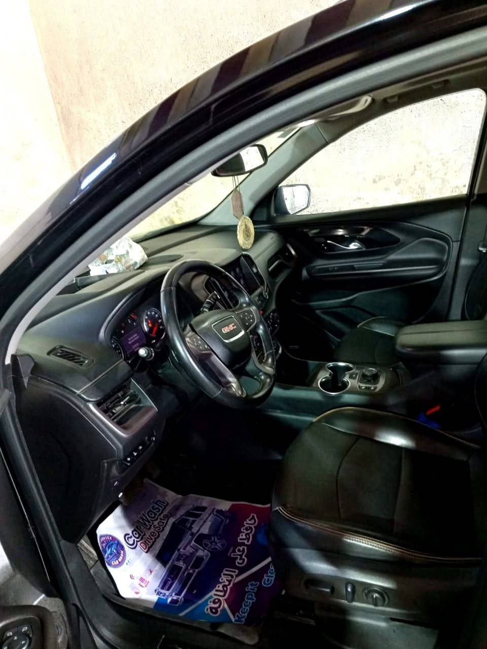 GMC Terrain AT4-2022
AT4 اعلى فئة بالتيران فول مواصفات 
محرك 1500 توربو.        عداد المسافة 100.000كيلو متر
سقف بانوراما 
بصمة ابواب
جنطة كهرباء
كامرات٣٦٠
حساسات امامي خلفي. حساس توقف ذاتي
كشنات كهرباء
كشنات تدفئه
كروس مثبت سرعة.
مانع تصادم
رادار 
كشن خزن ميموري
بانوراما
شاشة كار بلي
تحكمات ستيرن
لايت دوار
منافذ كهرباء
رادار 
٤ مودات للقيادة
هاند بريك كهرباء. 
لايت زينون. السيارة استخدام شخصي ونظيفة جداً 
حادثها فقط جاملغ وبنيد ضربه كلش خفيفة اليريد ادزله صوره الحادث 
السيارة رقم واسط الجديد باأسمي
العنوان - واسط_الكوت
السعر - 180 ورقة وقابل للتفاوض 

للاستفسار 
***********
