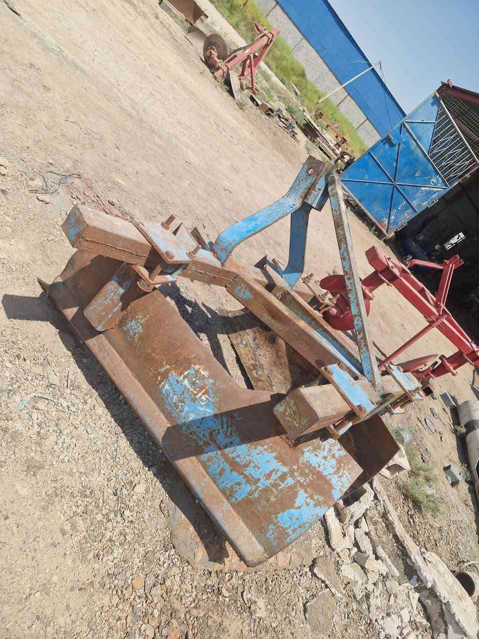 للبيع  مرازه مستعمل نضيف سعره 400عنوان واسط الزبيديه قرب الطاقه الكهربائيه ***********
***********
