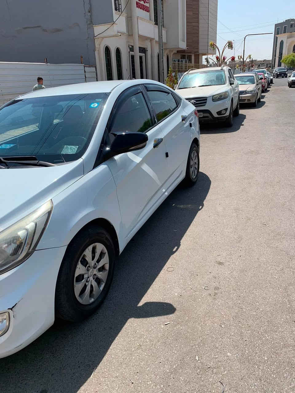 السلام عليكم اكسنت مضلع موديل 2016 خليجي
محرك سياره قديم 14 وكير cvt 
مبدل محرك 16 دوش وكير At شرط المحرك والكير 
رقم نينوى الجديد السياره بسمي اني صاحبها الشرعي شرط التحويل
 سياره جاهزه من كلشي حداديه تخم تاير 
تبريد شغال 
ضررها جاملغ الامامي سكن مبدل ومصبوغ
باب الخلفي جهة النفر مبدل اصلي نفس لون
السعر 94  وبيها مجال بسيط
مكان السياره موصل ***********
