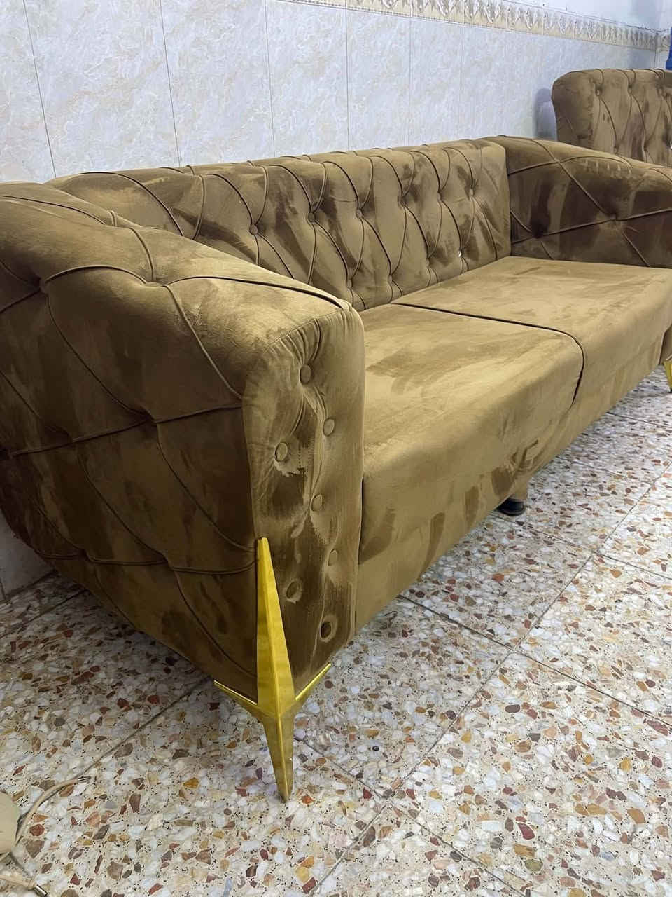 عشره مقعد بعده جديد ماخذي با 600. سعر حاليا 300. ..***********
