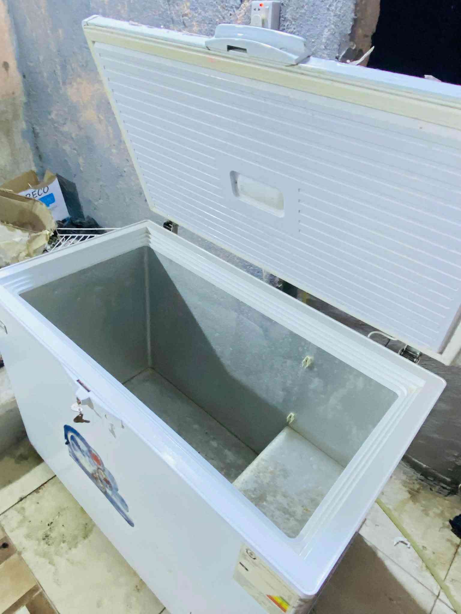 للبيع مجمده حجم جبير مستعملة ونظيفه  شغاله وتجميده فول علئ الفحص_محاويل _بعلوان

