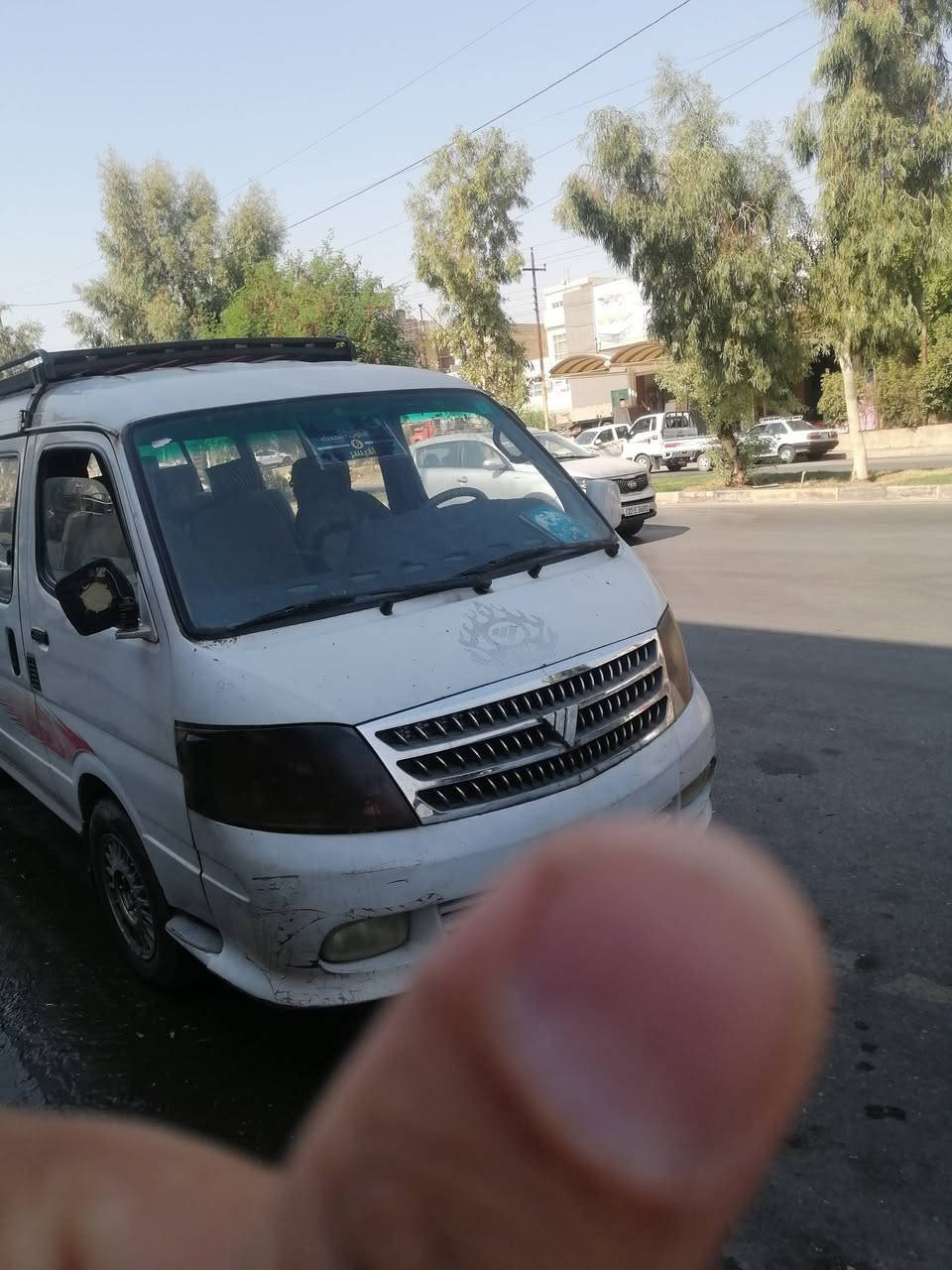 فوتون للبيع رقم نينوى بسمي سياره مال بيت المحرك تعبان السعر ٦٠ وبيها مجال ***********
