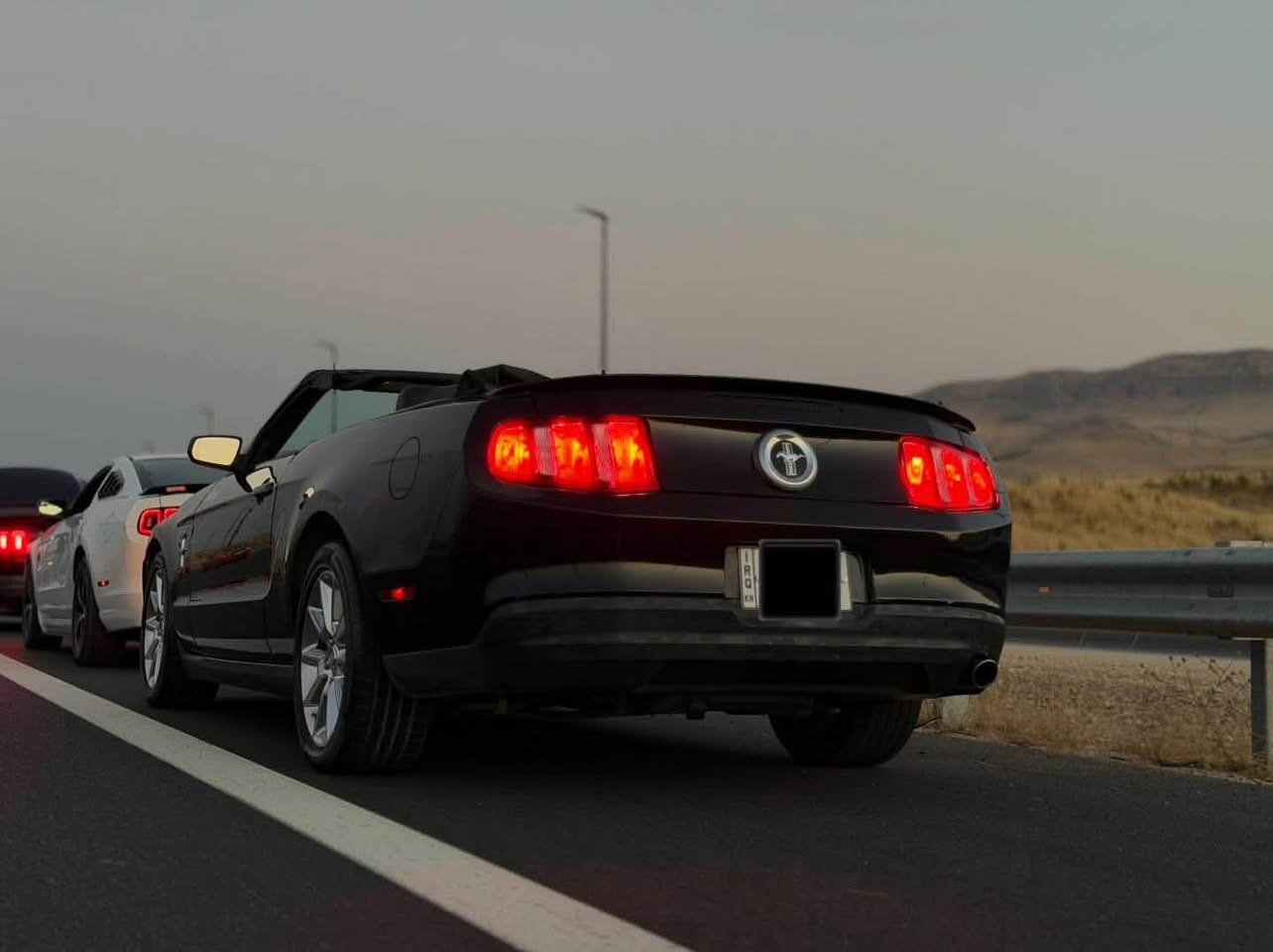 ﷽
‏ FORD MUSTANG 2010 V6      گێڕ عادی
فۆرد مۆستانگ مۆدێل 2010  V6 شه ش بستۆنی گێڕ عادی
فوول مواسەفات ڕەنگی ڕەش
-----------------------------------------
شوێن🌆: سلێمانى                  سعر💵: 87 گەڵا
مۆبايل📲:  ***********
-----------------------------------------
مه كينه V6 4.0L شەش بستۆن مەكينه مەرغوب
گێڕ و مه كينەی بەشەرت سەوت و سەرفی نیە 
——————————————————————————
سەیارەکە ٣ پارچەی بۆیاخە پەلەیە بۆنیتەکەشی.

-———————————————————————————

مواسەفات پڕیمیوم premium 
{{ سەقف کەشف - مکەبەرەی shaker - گێچی ٧ ڕەنگ - کوشن جلد - کوشن کارەبایی - سوکان ڤۆلیۆم - تەحديد سورعه - لايت ليد - بلاجكتۆر - ویل کرۆمی بیلاد - زۆر مواسفاتى تر… }}
————————————————————————————
کامل سێرڤس کراوە سەیارەکە بێ مشکیلەیە کلاج و عەینەی لۆکی لەسەرە ڕۆنی مەکینەی تازە گۆڕاوە سیوەیلی گێڕی تازەیە 
————————————————————————————

🔥 FORD MUSTANG 2010 V6 — قير عادي 🔥
‎🚘 فورد موستانج موديل 2010
V6 | 4.0L |  سلندر6  | قير عادي
🖤 اللون: أسود
✨ مواصفات كاملة Premium 
📍 الموقع: السليمانية
💰 السعر: 87 ورقة
📞 للتواصل: *********** 

————————————————————————————

🔧 المحرك والقير:
• محرك V6 سعة 4.0 لتر — 6 سلندر
• محرك مرغوب وقوي
• القير والمحرك بحالة جيدة
• بدون أصوات مزعجة أو صرفية زائدة

————————————————————————————

🎨 السيارة مصبوغة 3 قطع صبغ خفيف، والبطانة/الداخلية بحالة جيدة.

————————————————————————————

⭐ مواصفات Premium:
• سقف كابريو قابل للكشف 🌟
• نظام صوت Shaker 🔊
• شاشة/عداد 7 ألوان
• مقاعد جلد
• مقاعد كهربائية
• مقود رياضي
• محدد سرعة
• إضاءة LED
• بروجيكتر
• جنوط كروم Billet
• ومواصفات إضافية كثيرة
🔧 حالة السيارة:
————————————————————————————

✅ السيارة كاملة سيرفس
✅ لا توجد مشاكل حسب الفحص
✅ الكلتش جديد
✅ الديسك والضغط جديد
✅ زيت المحرك مبدل حديثاً
✅ زيت القير مبدل حديثاً
✅ السيارة جاهزة للاستخدام

