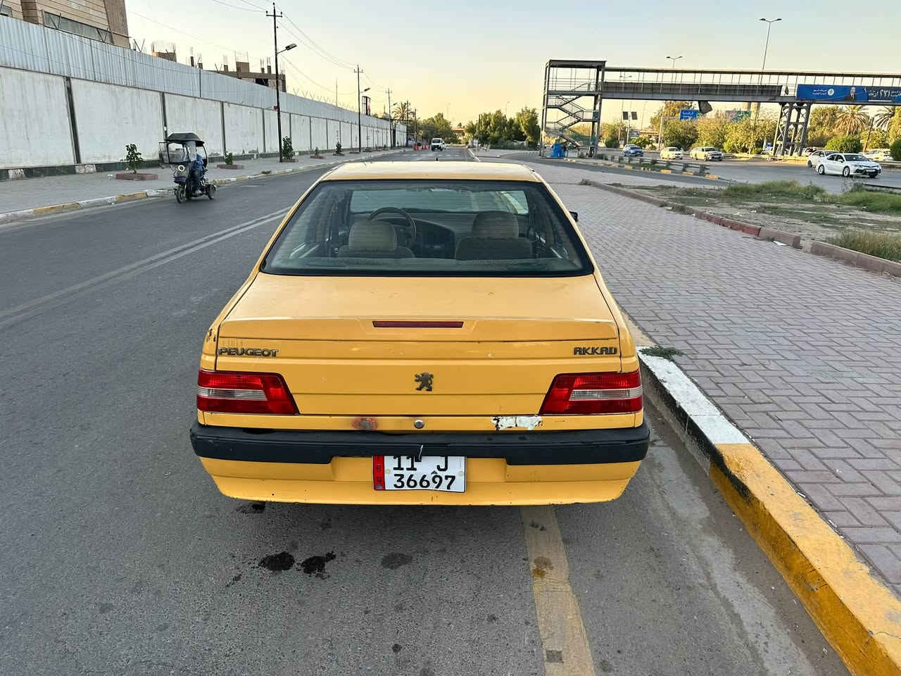 السلام عليكم بيجو لميس 2105 منضومه غاز واكفه سياره كير ميكنه جدد صدر 75 بل الميه سياره مابيه ضربه ماعدا الجاملغ موضح بل الصوره ومرجعه بارد تبريد شغال مضنومه جديد مبدله مكانه الاعضميه حي تونس باسمي تحويل مباشر سنويه بنهايته 27 تخلص معروضه السياره 32 بيه مجال بسيط ***********
