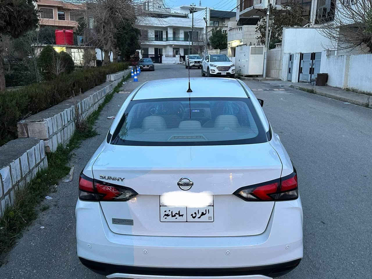سڵاوتان لێبێت
سەنی ٢٠٢١ خلیجی ٢ پارچەی بۆیاخە لەگەڵ پەڵەیەک 
سەیارەکە هیچ مەسرەفی نیە رۆنی تایە پاتری پلاک سێرڤسی کامل کراوە 
نرخی ١٠٥ وەرەقە قوفڵ بێ مامڵە فرۆشیارم گەر کریار بیت 
*********** السليمانية, العراق
